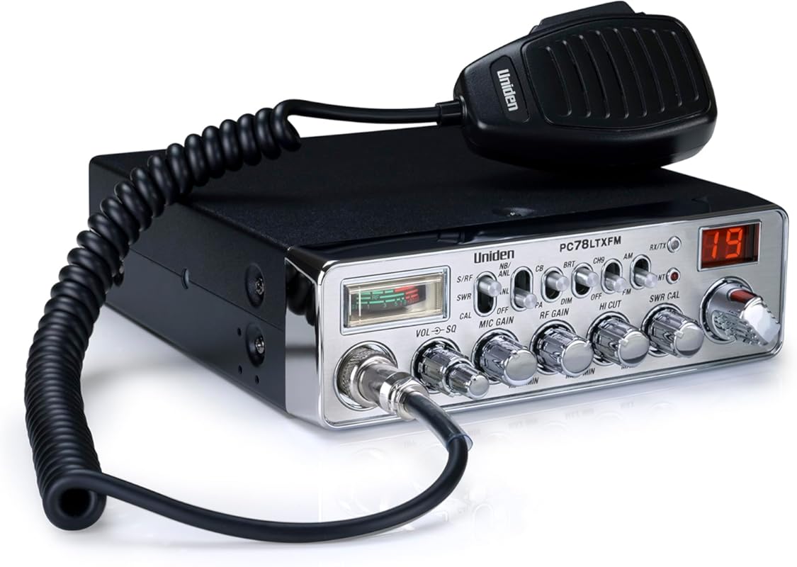 Uniden PC78LTXFM Professional 40-Channel CB Radio with Dual AM/FM, Int